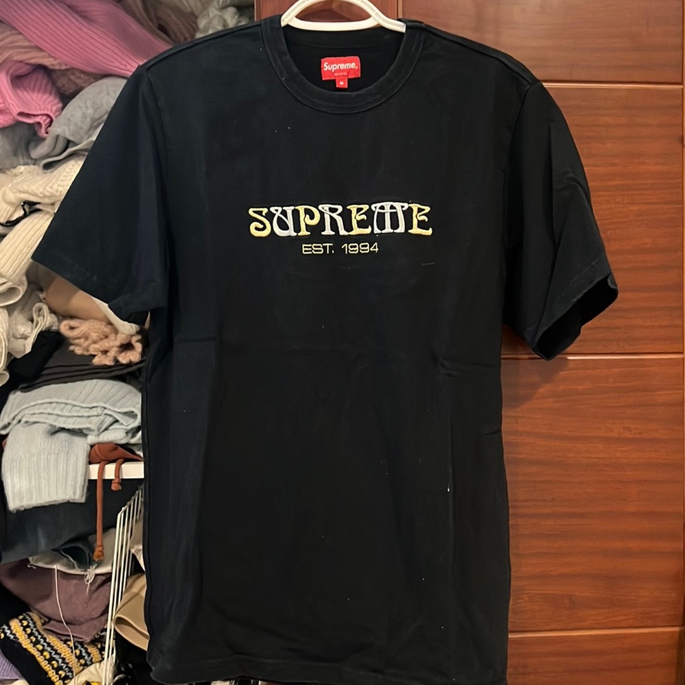Supreme Logo black T-shirt